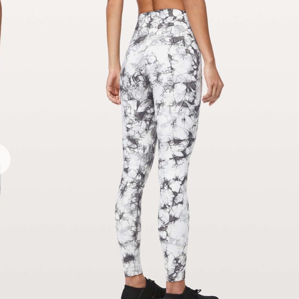 Lululemon shibori diamond dye leggings